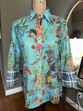 Tizzie Sea Life Print Button-Front Blouse in Turquoise one of a kind shirt 🦀🐙🦞